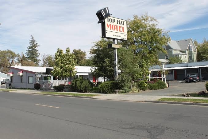 Top Hat Motel